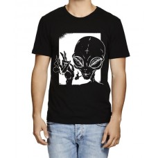 Smoking Alien Graphic Printed T-shirt